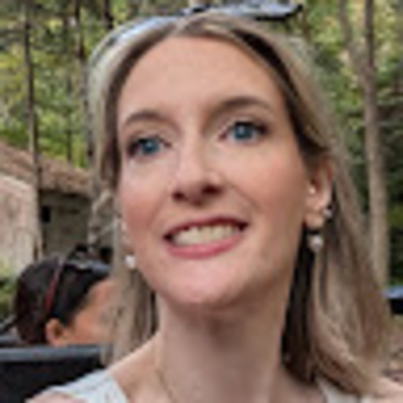 Meet your Posher, Ashley - Picture 1 of 1